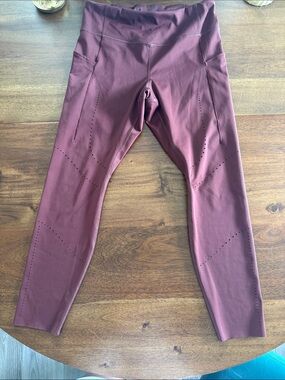 Brooks Maroon High-Rise Performance Leggings